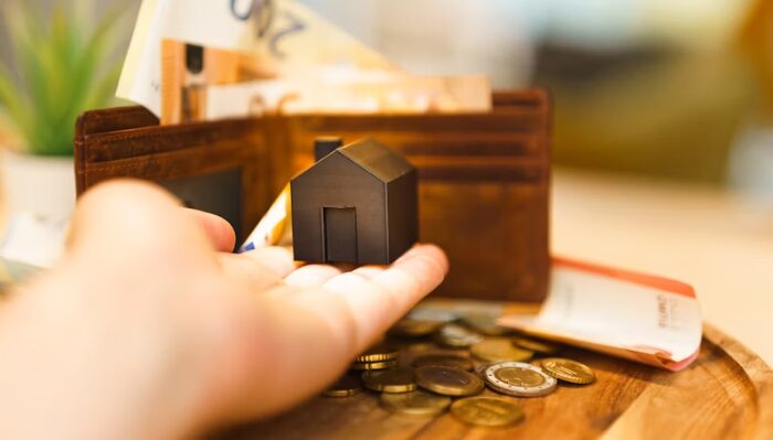 Cash vs. Financing: How to Structure Your Bid for Auction Properties